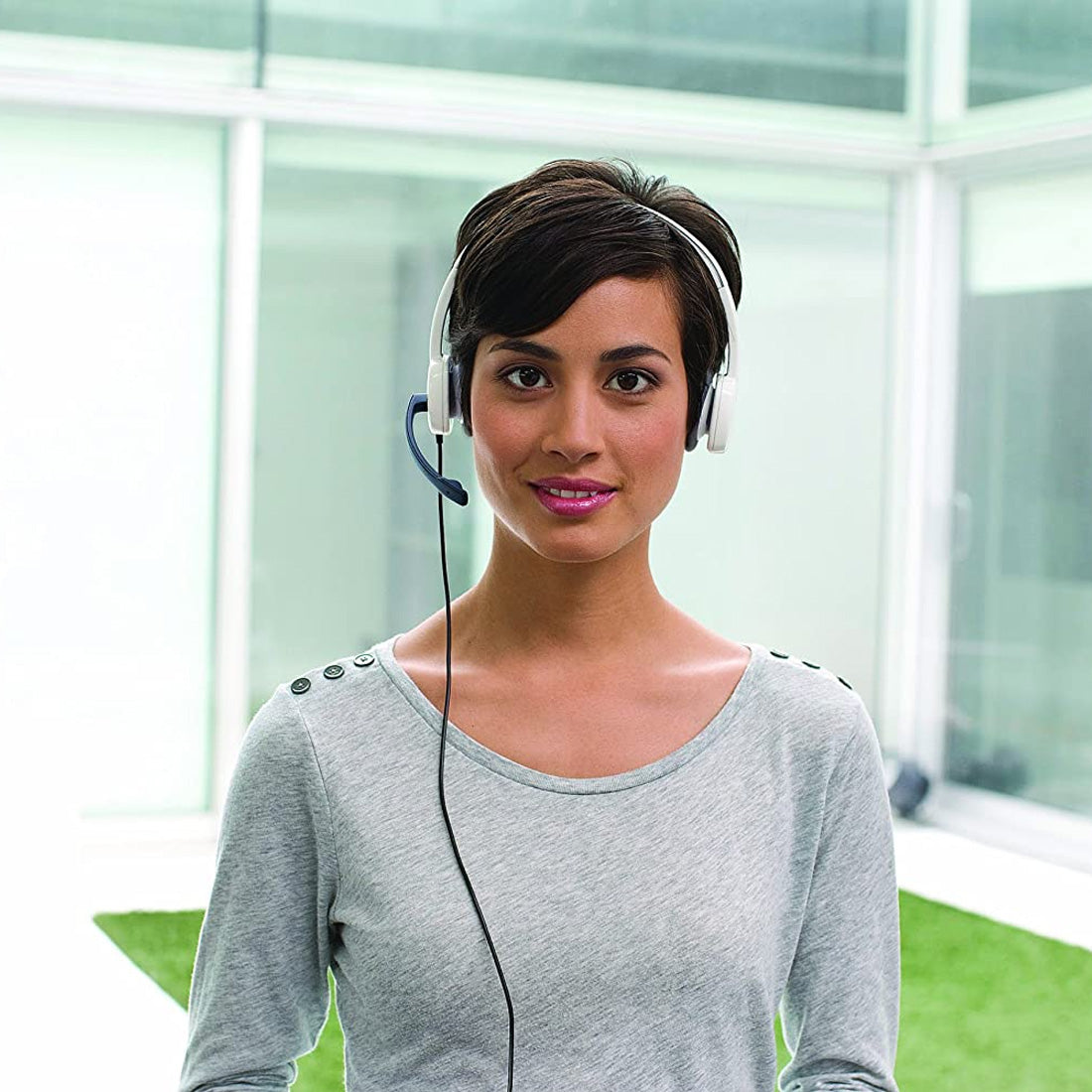 Logitech H150 3.5mm Wired Stereo Headset with Noise-Cancelling Microphone - White