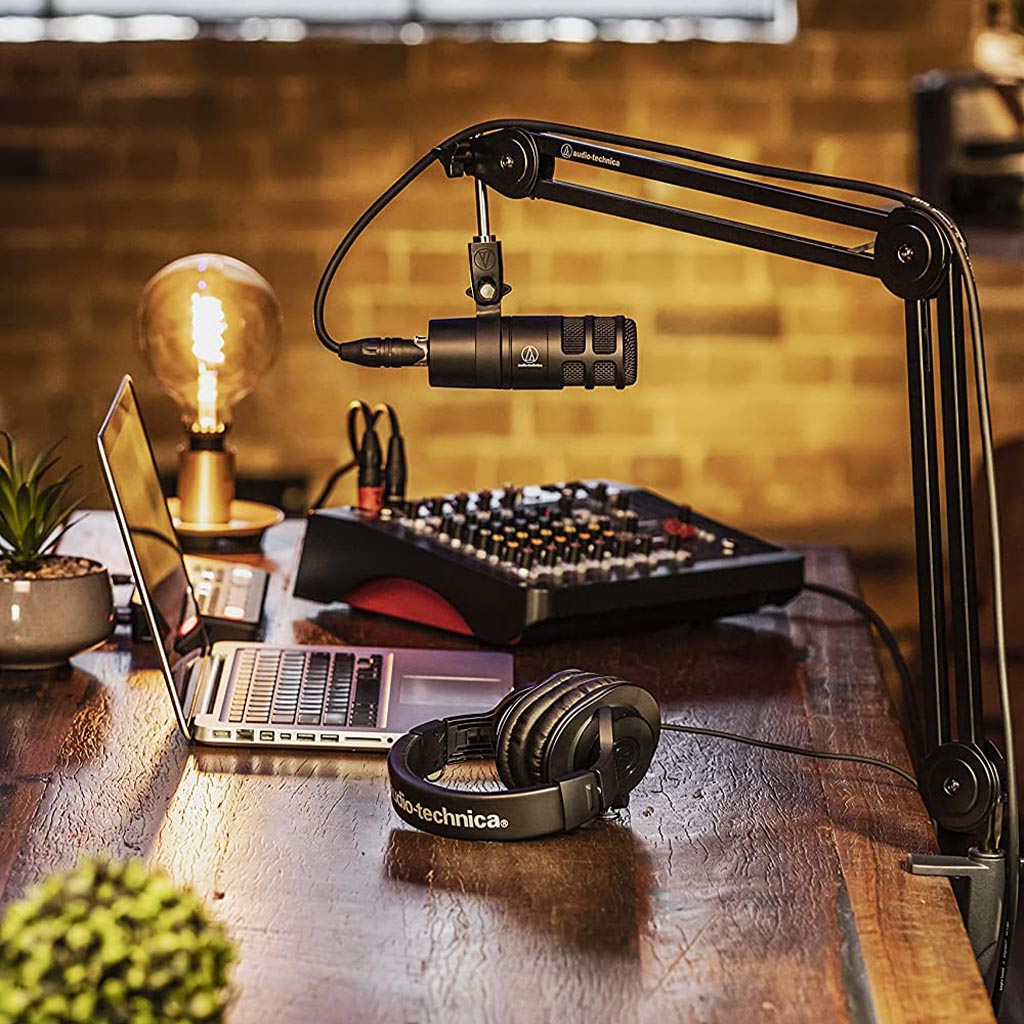 Audio-Technica AT2040 Hypercardioid Dynamic Podcast Microphone