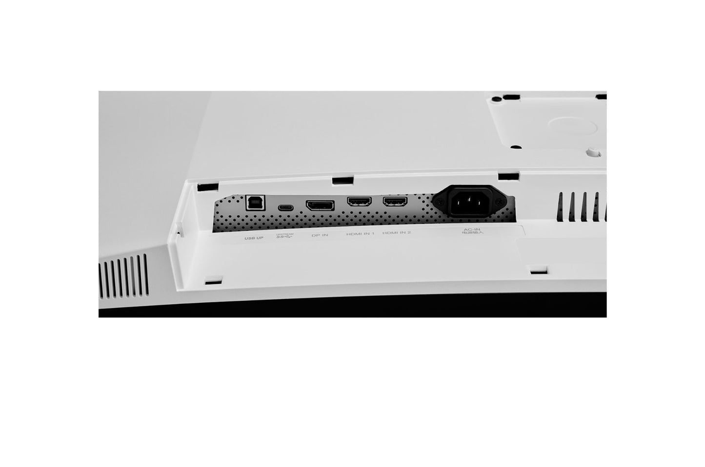 LG UltraWide 49WQ95C-W 49″ Dual QHD Nano IPS 144 Hz with NVIDIA G-SYNC Curved Monitor