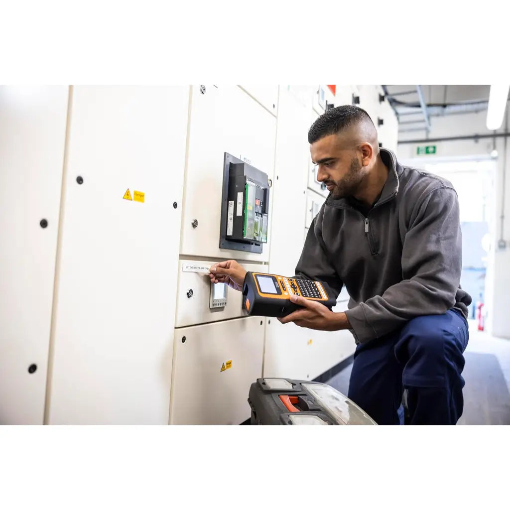 Brother PT-E560BT-VP Professional Label Printer for Electricians & Network Installers -tpstech.in