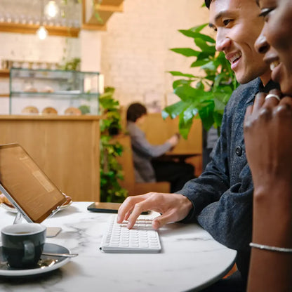 Logitech Keys-To-Go 2 Universal Wireless Bluetooth Keyboard with Built-in Cover-tpstech.in