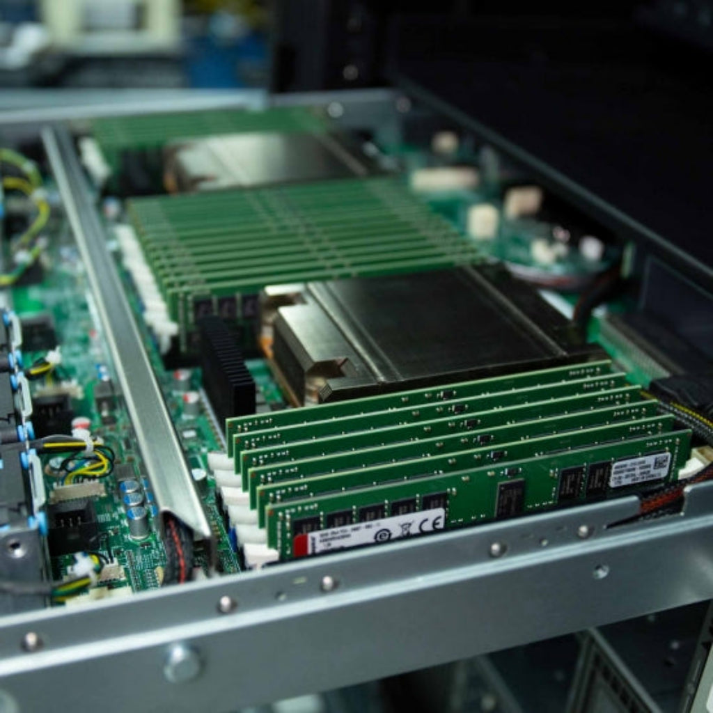 aimi　0808 Kingston KSM26ED8/16HD 16GB DDR4 ECC RAM for Servers