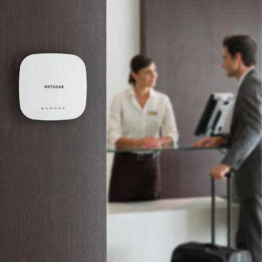 NETGEAR AC3000 Tri-Band PoE Insight Managed Smart Cloud Wireless Access Router